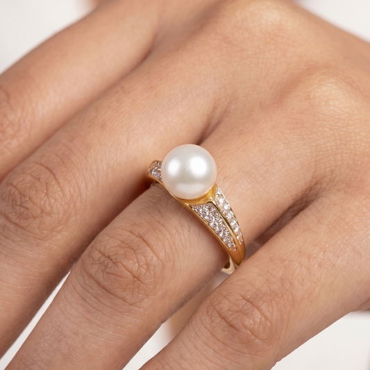 Pearl Diamond Ring - Gold & Silver