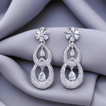 Noorvela Earrings
