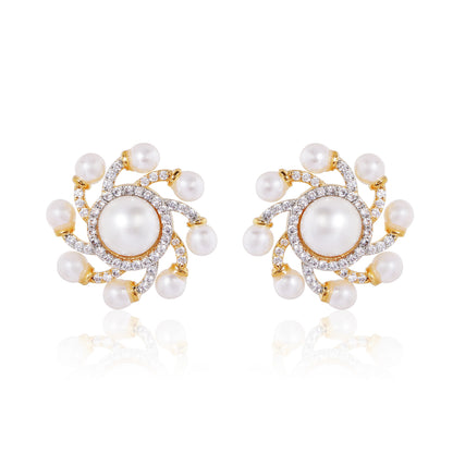 Laila Stud Earrings - Gold & Pearl
