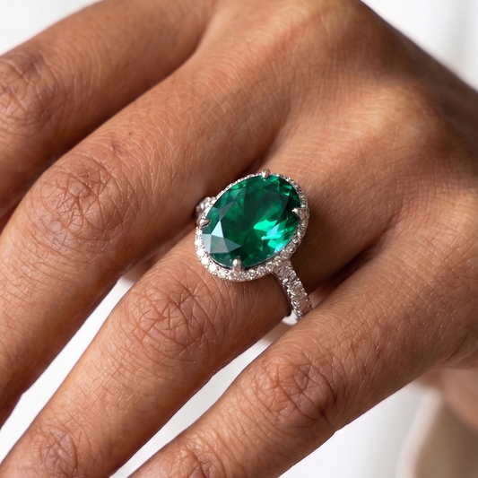 Emerald Green Oval Diamond Ring -  Silver- 0.25 CT