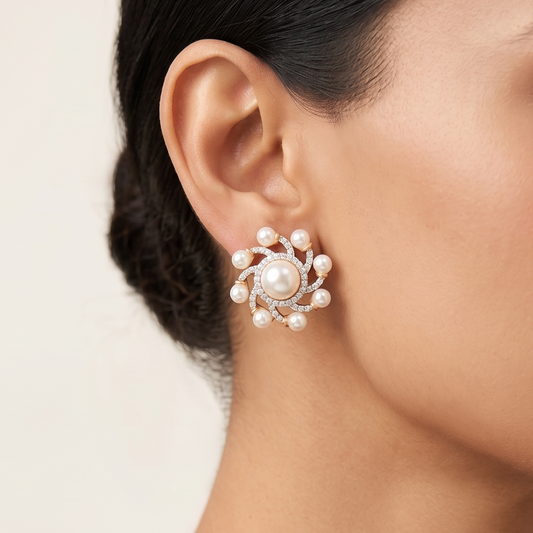 Laila Stud Earrings - Gold & Pearl