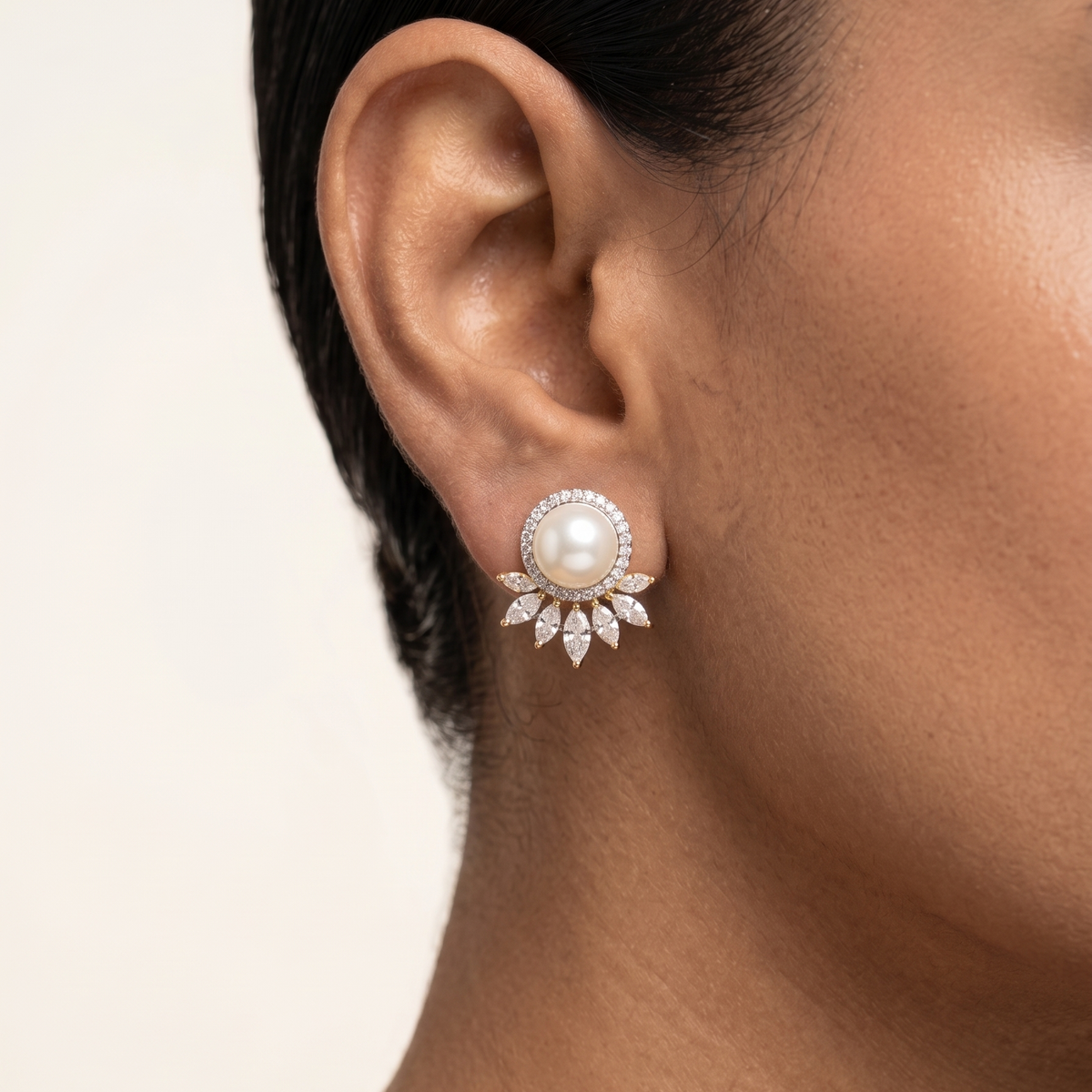 Safa Stud Earrings - Gold & Pearl