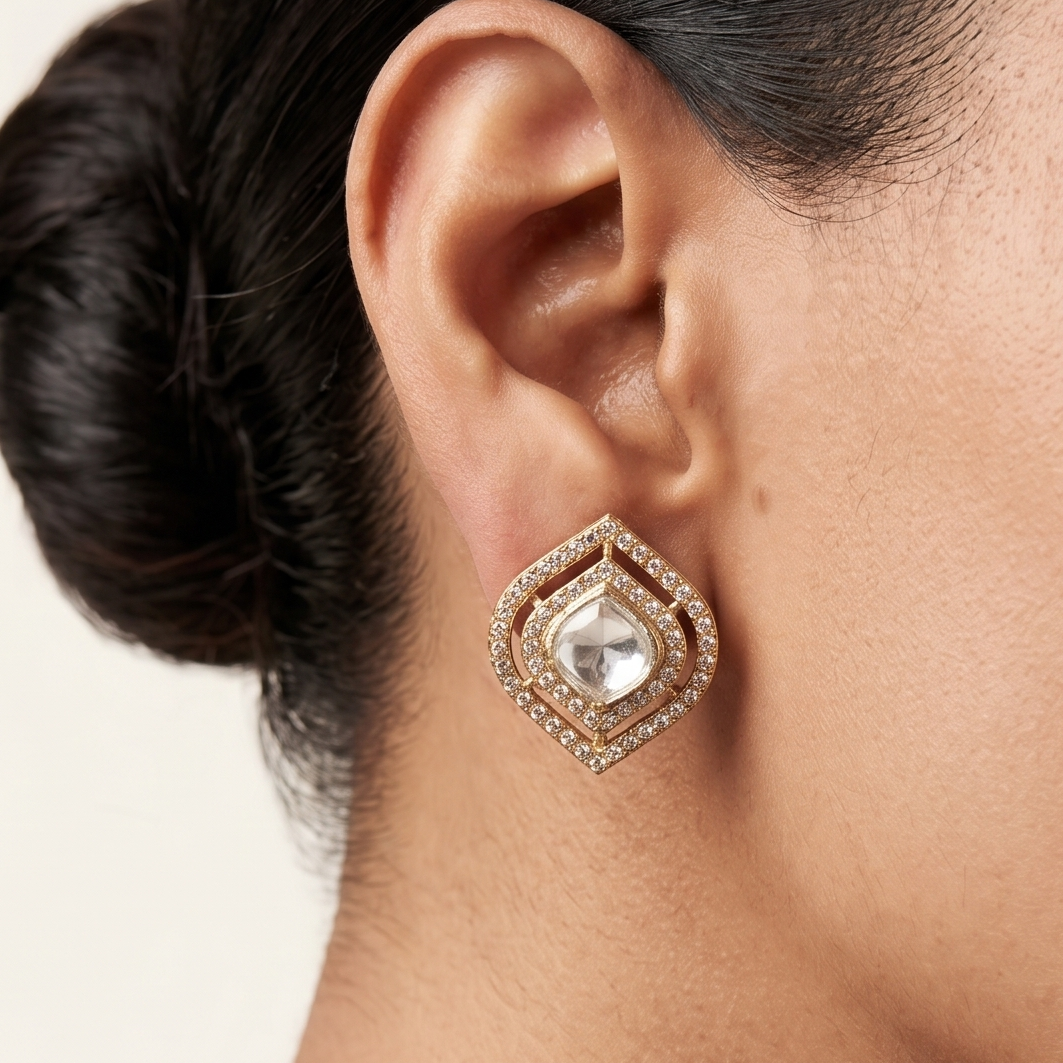 Zarqa studs - Gold