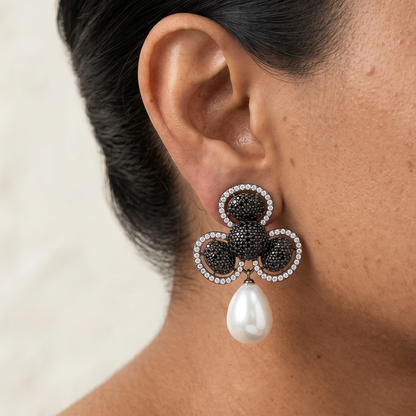 Aara Earrings - Black